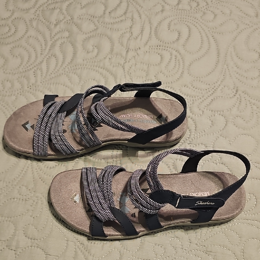 Skechers Reggae Navy Blue and Gray Strappy Sandals